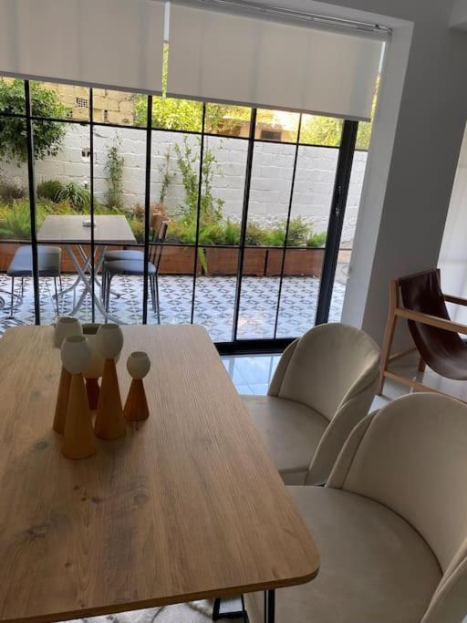 Center Of Old Town,2+1 Flat With Garden Apartament
